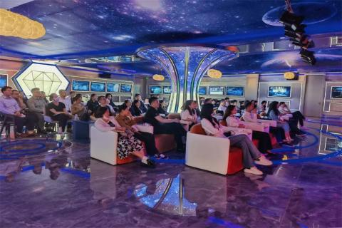 探访培育钻石，为高科技赋能！百达娱乐团队赴科微之星观摩学习