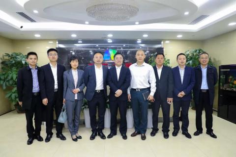 明光市市委书记被百达娱乐企业文化深深感动 | 深入沟通合作空间广阔