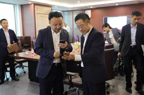 明光市市委书记被百达娱乐企业文化深深感动 | 深入沟通合作空间广阔