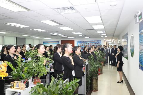 明光市市委书记被百达娱乐企业文化深深感动 | 深入沟通合作空间广阔